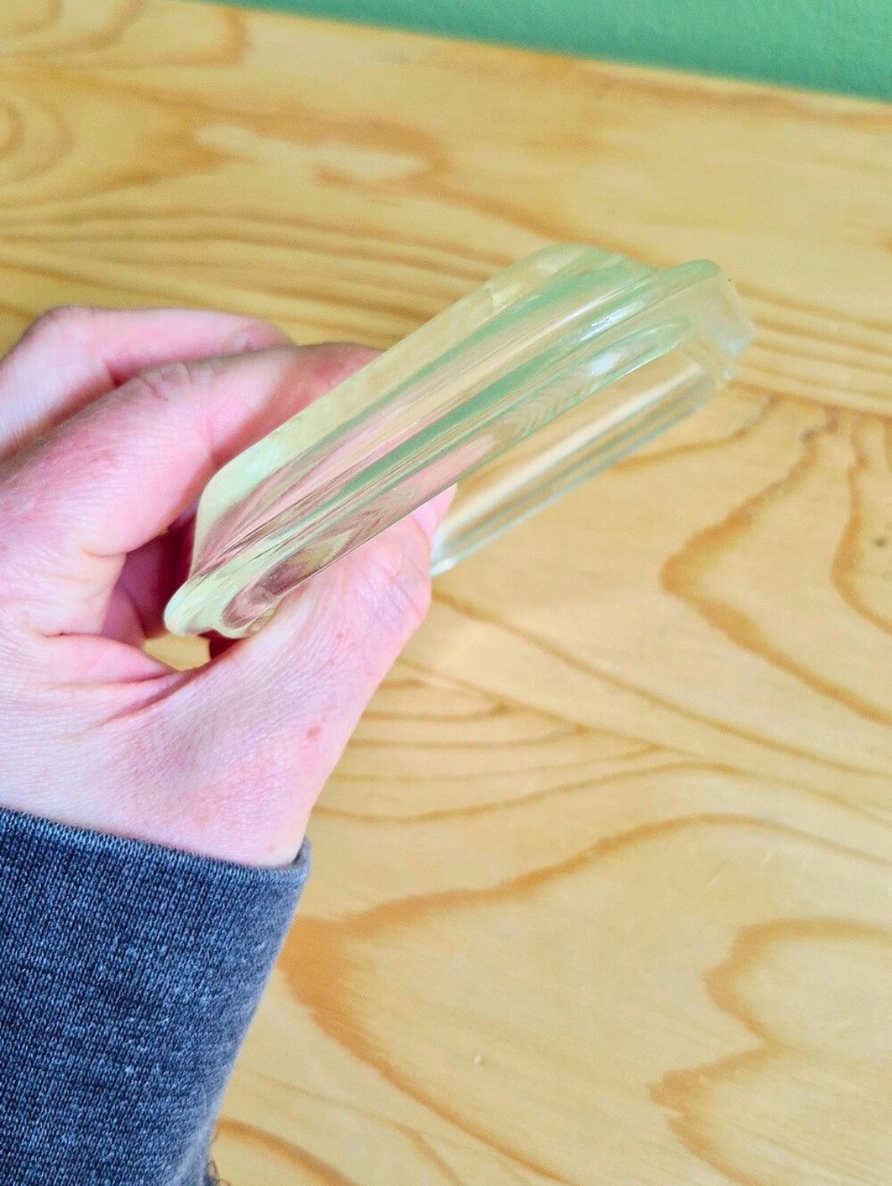 Vintage Clear Pyrex Refrigerator Dish with Ribbed Lid (#501) - Picture 8 of 15
